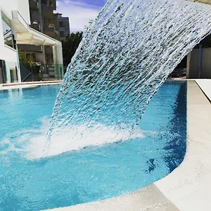Отель Acapulco, Каттолика