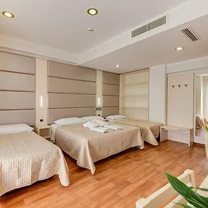 Hotel Savoia, Cattolica